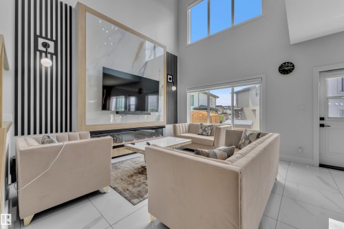 136 30 Street, Edmonton, AB 
