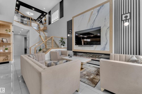136 30 Street, Edmonton, AB 