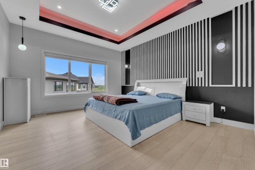 136 30 Street, Edmonton, AB 