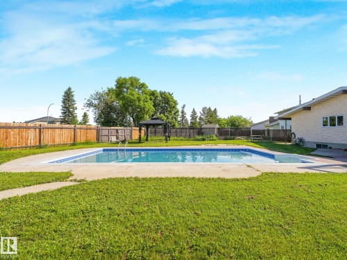 11056 166 Avenue, Edmonton, AB 