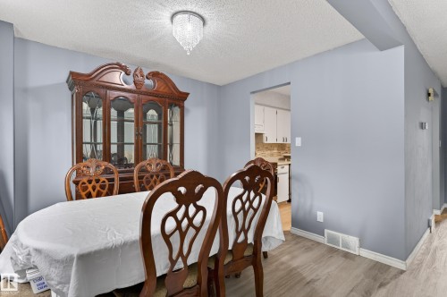 Dining area - 13445 40 Street Nw, Edmonton, AB 