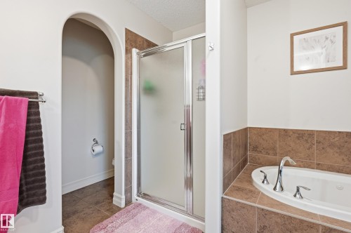 49 Navajo Ln, Fort Saskatchewan, AB 