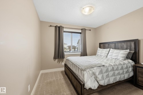 49 Navajo Ln, Fort Saskatchewan, AB 