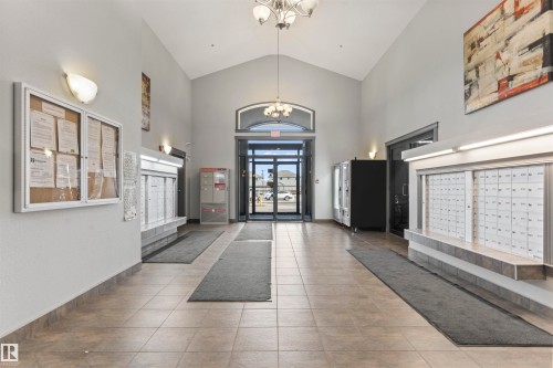 117 111 Edwards Drive, Edmonton, AB - Indoor Photo Showing Other Room