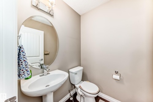 Bathroom - 5308 164 Avenue, Edmonton, AB 