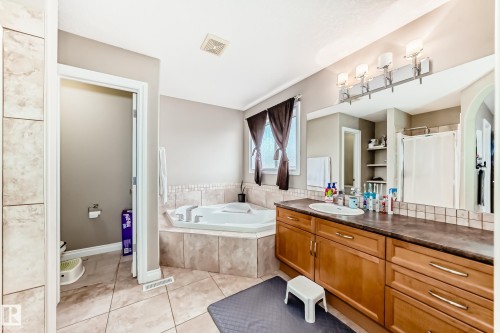 Bathroom - 5308 164 Avenue, Edmonton, AB 