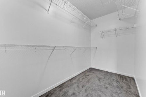 Walk in closet - 5432 20 Avenue, Edmonton, AB 