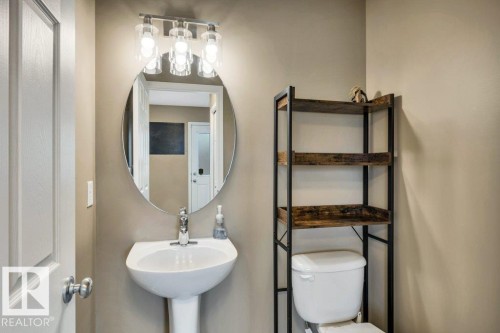 7685 Schmid Crescent, Edmonton, AB 