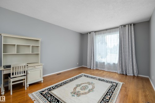 10952 34A Avenue, Edmonton, AB 