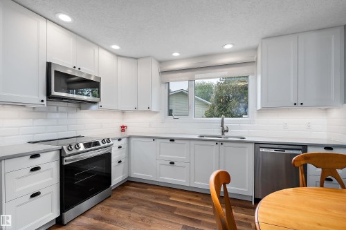 10952 34A Avenue, Edmonton, AB 
