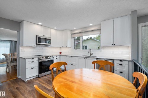 10952 34A Avenue, Edmonton, AB 