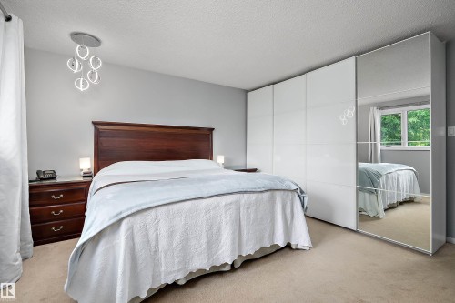10952 34A Avenue, Edmonton, AB 