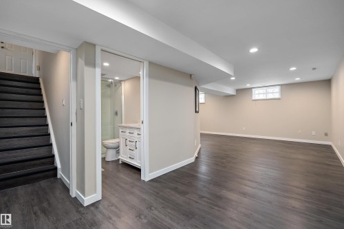 10952 34A Avenue, Edmonton, AB 