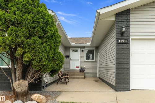 10952 34A Avenue, Edmonton, AB 