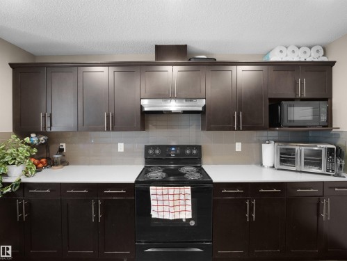 9055 Cooper Link Link, Edmonton, AB 