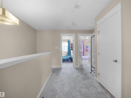 9055 Cooper Link Link, Edmonton, AB 