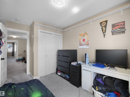 9055 Cooper Link Link, Edmonton, AB 