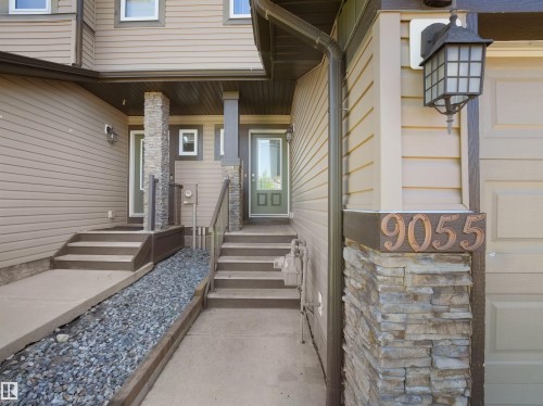9055 Cooper Link Link, Edmonton, AB 