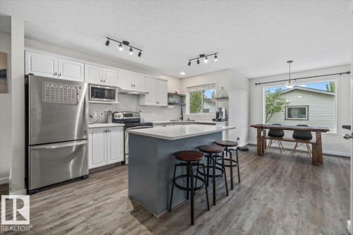 12122 17 Avenue, Edmonton, AB - Indoor Photo Showing Kitchen With Stainless Steel Kitchen With Upgraded Kitchen