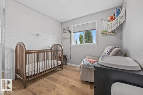 12122 17 Avenue, Edmonton, AB - Indoor Photo Showing Bedroom