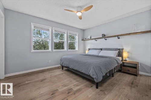 12122 17 Avenue, Edmonton, AB - Indoor Photo Showing Bedroom