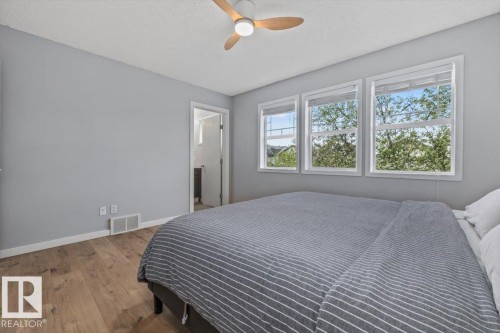 12122 17 Avenue, Edmonton, AB - Indoor Photo Showing Bedroom