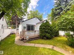 12016 61 Street  Edmonton, AB T5W 4B1