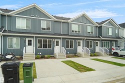 17 3705 141 Street  Edmonton, AB T6W 5M9