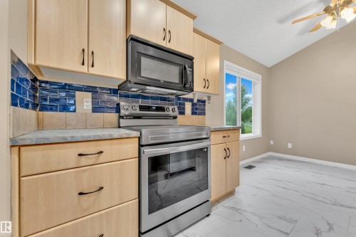 Kitchen - 1328 80 Street, Edmonton, AB 