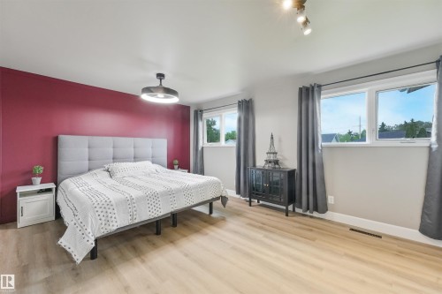 13427 111 Street, Edmonton, AB 