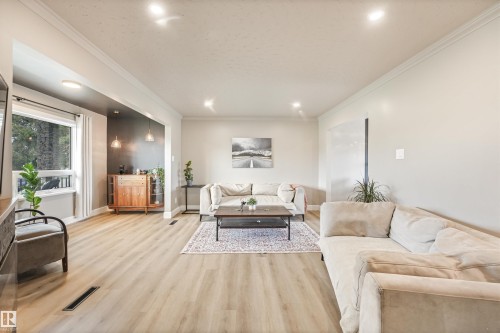 13427 111 Street, Edmonton, AB 