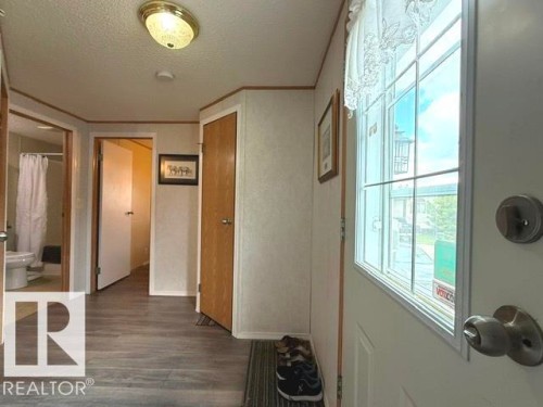 221 Oak Wood Drive, Edmonton, AB 