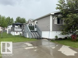 221 Oak Wood Drive  Edmonton, AB T6P 0A4