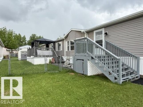 221 Oak Wood Drive, Edmonton, AB 