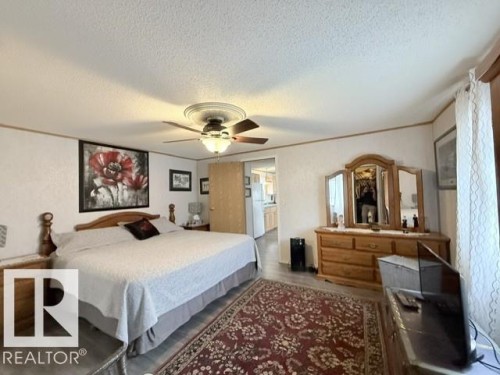 221 Oak Wood Drive, Edmonton, AB 