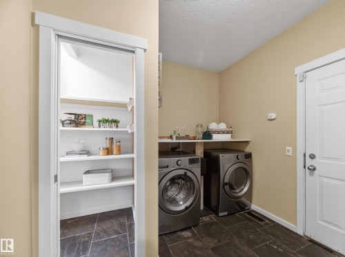 205 Sheppard Court, Edmonton, AB 