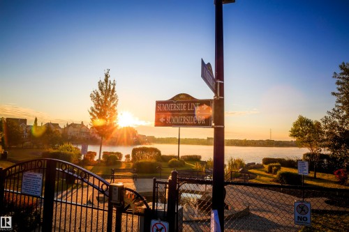 205 Sheppard Court, Edmonton, AB 