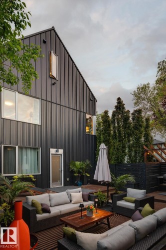 10958 80 Avenue, Edmonton, AB 