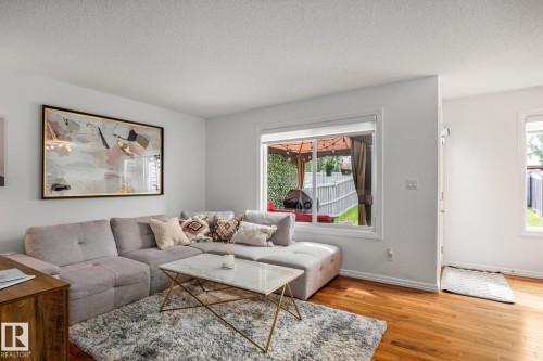 4912 213 Street, Edmonton, AB 