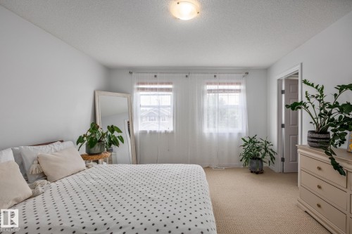 4912 213 Street, Edmonton, AB 