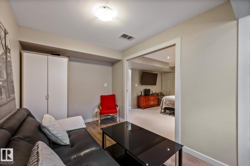 4912 213 Street, Edmonton, AB 