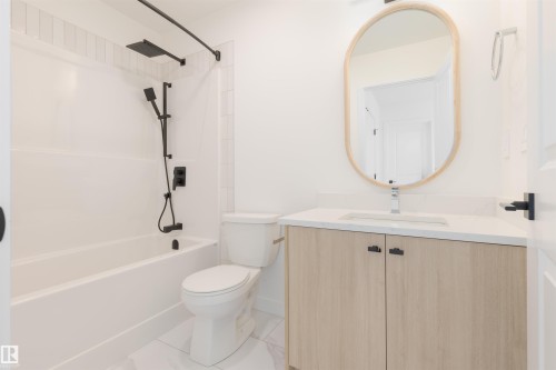 2630 62 Street, Edmonton, AB - Indoor Photo Showing Bathroom