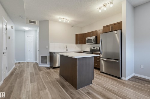 23 6520 2 Avenue, Edmonton, AB 