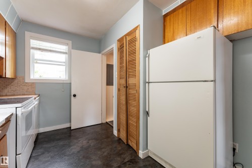 7528 82 Avenue, Edmonton, AB 