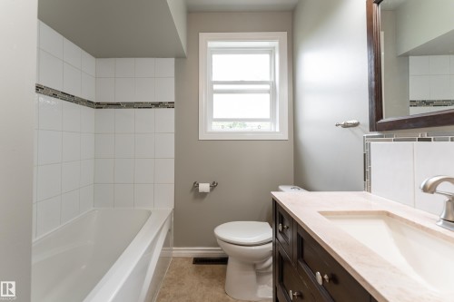 7528 82 Avenue, Edmonton, AB 