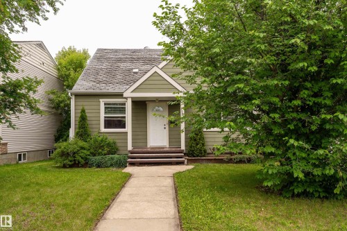 7528 82 Avenue, Edmonton, AB 