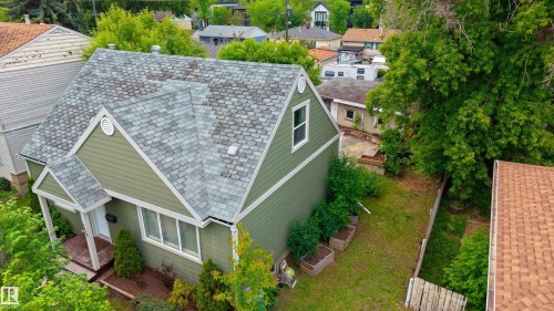 7528 82 Avenue, Edmonton, AB 