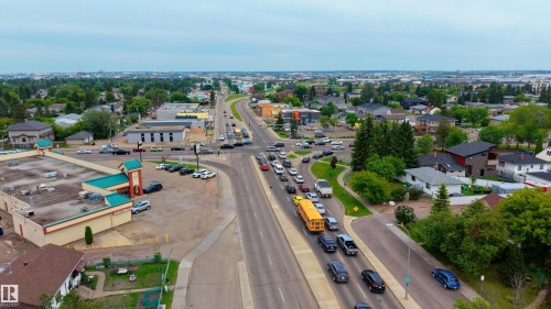 7528 82 Avenue, Edmonton, AB 