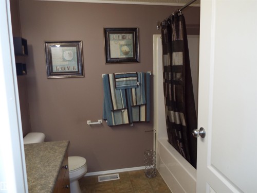 1015 Aspen Drive E, Leduc, AB 