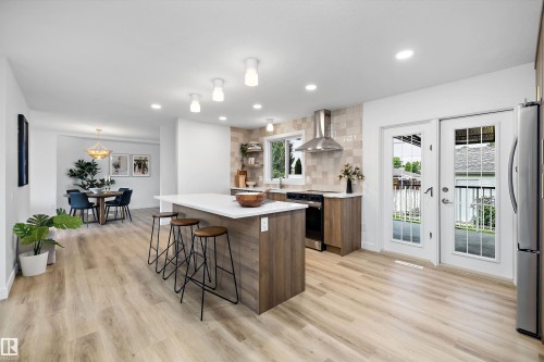 7004 93 Avenue, Edmonton, AB 